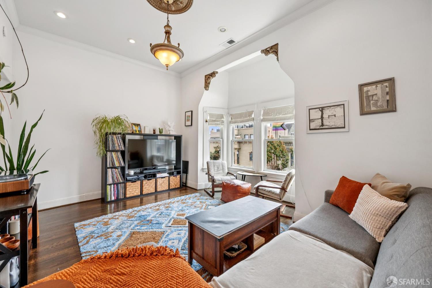 Detail Gallery Image 13 of 38 For 2922 Pine St, San Francisco,  CA 94115 - 2 Beds | 2 Baths