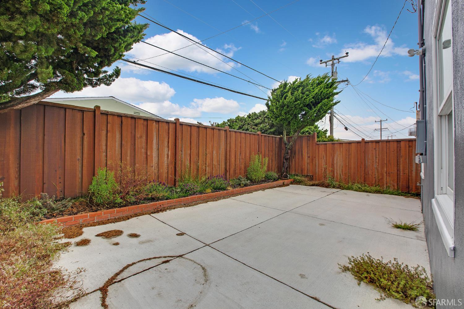 Detail Gallery Image 28 of 33 For 548 Skyline Dr, Daly City,  CA 94015 - 3 Beds | 2 Baths