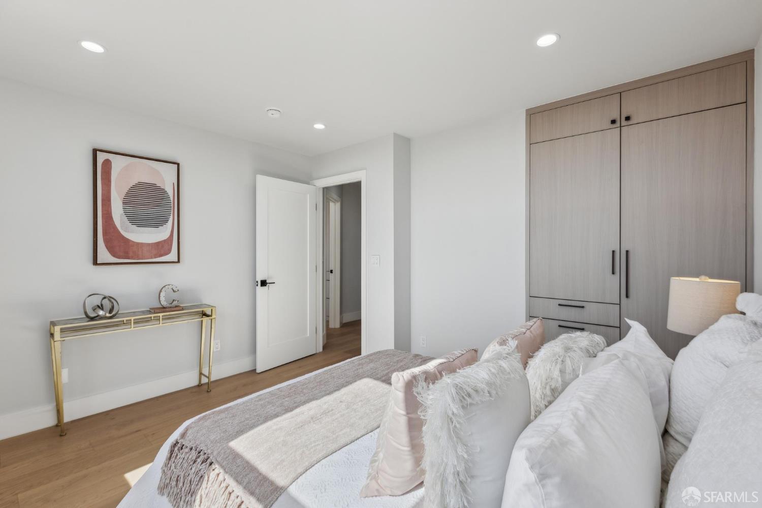 Detail Gallery Image 49 of 86 For 2055 42nd Ave, San Francisco,  CA 94116 - 3 Beds | 4 Baths