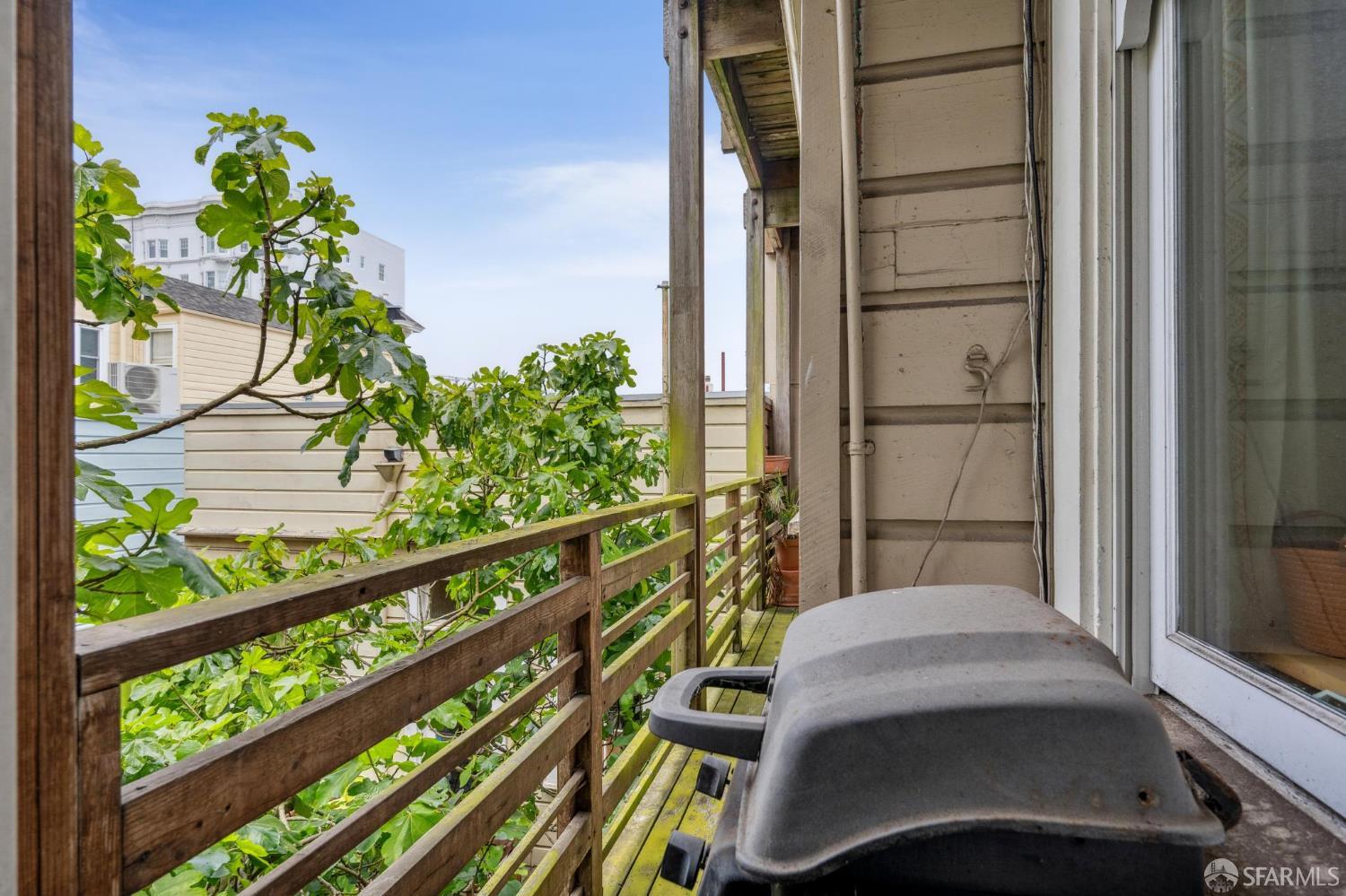 Detail Gallery Image 20 of 38 For 2922 Pine St, San Francisco,  CA 94115 - 2 Beds | 2 Baths