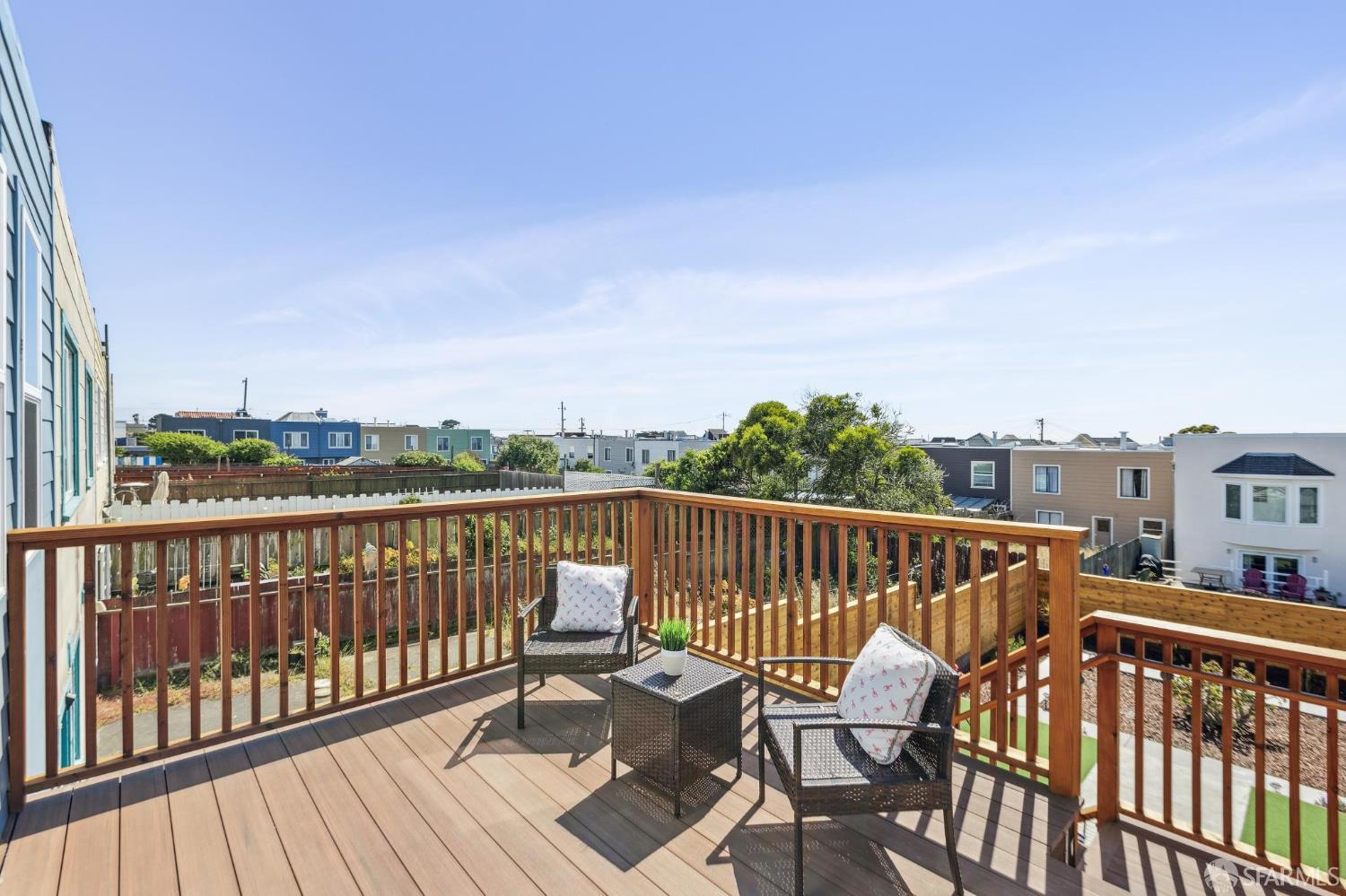 Detail Gallery Image 43 of 86 For 2055 42nd Ave, San Francisco,  CA 94116 - 3 Beds | 4 Baths