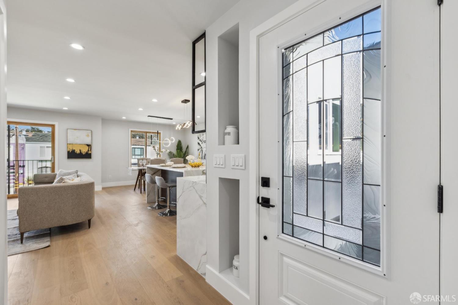 Detail Gallery Image 9 of 86 For 2055 42nd Ave, San Francisco,  CA 94116 - 3 Beds | 4 Baths