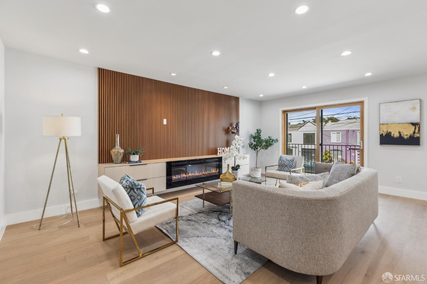 Detail Gallery Image 22 of 86 For 2055 42nd Ave, San Francisco,  CA 94116 - 3 Beds | 4 Baths