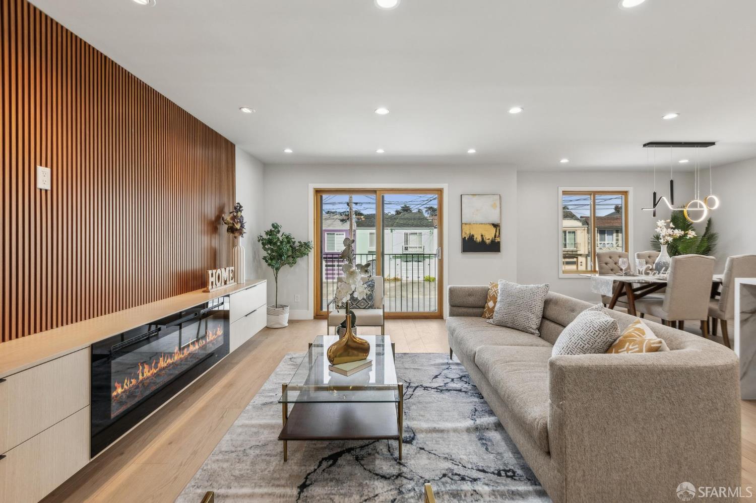 Detail Gallery Image 30 of 86 For 2055 42nd Ave, San Francisco,  CA 94116 - 3 Beds | 4 Baths