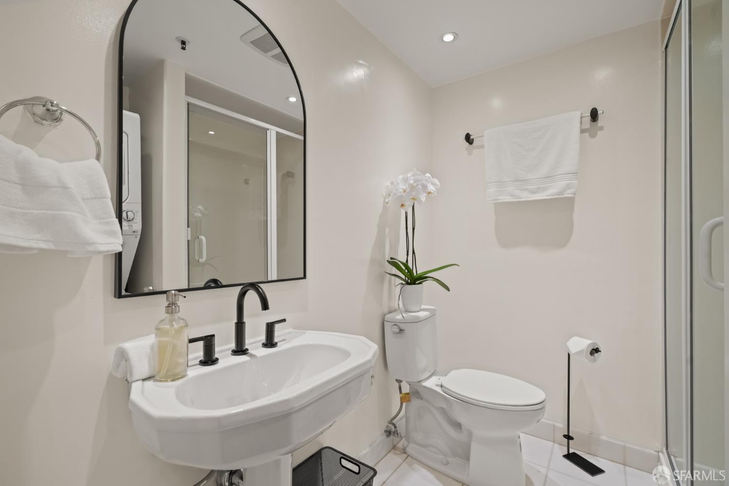 Detail Gallery Image 27 of 33 For 39 Boardman Pl #105,  San Francisco,  CA 94103 - 2 Beds | 2 Baths