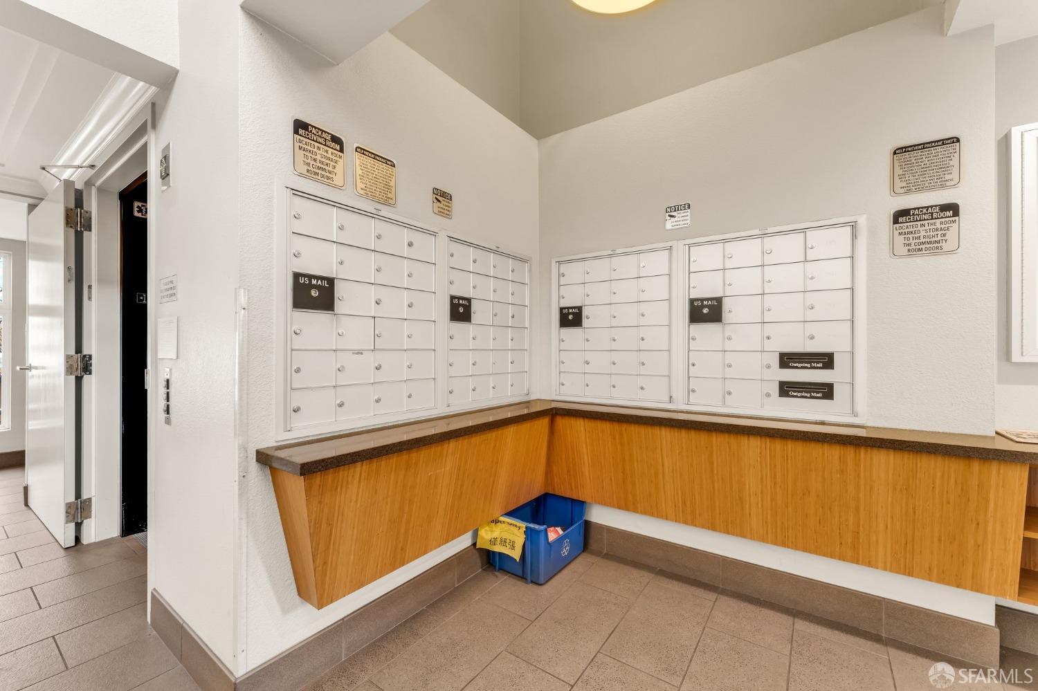 Detail Gallery Image 27 of 44 For 555 10th St #102,  Oakland,  CA 94607 - 2 Beds | 2 Baths