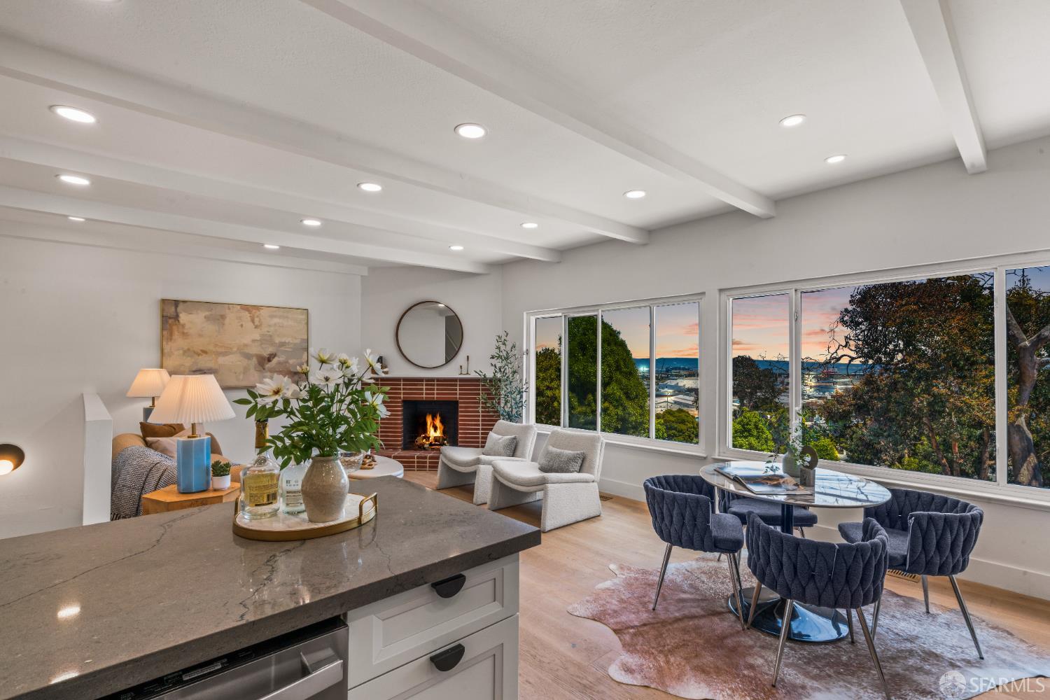 Detail Gallery Image 1 of 59 For 232 Holladay Ave, San Francisco,  CA 94110 - 3 Beds | 2 Baths