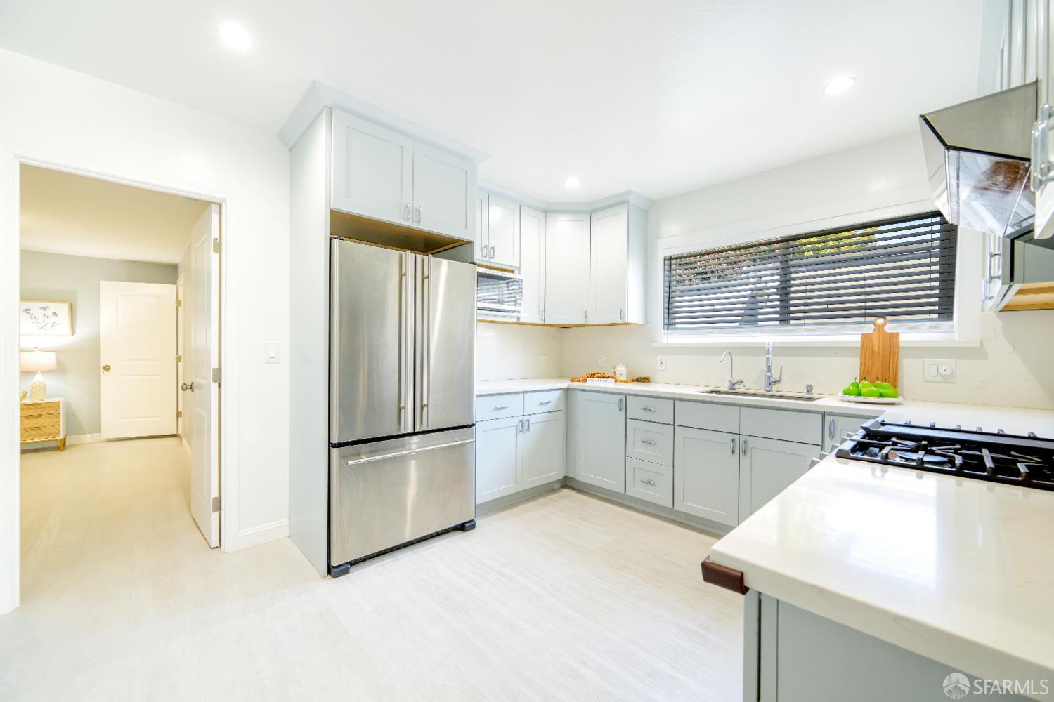 Detail Gallery Image 14 of 99 For 19652 Stanton Ave, Castro Valley,  CA 94546 - 6 Beds | 4 Baths