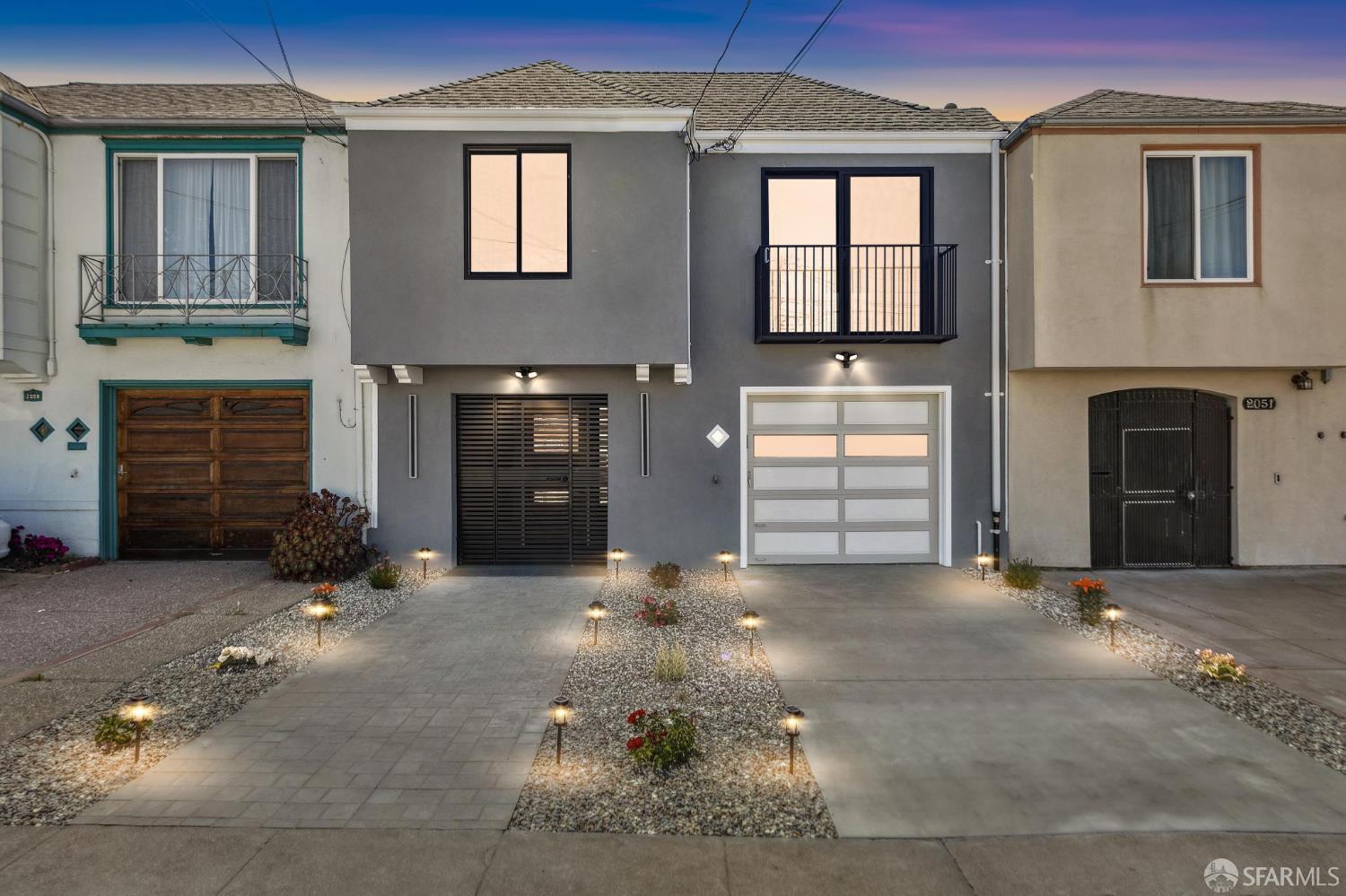 Detail Gallery Image 2 of 86 For 2055 42nd Ave, San Francisco,  CA 94116 - 3 Beds | 4 Baths