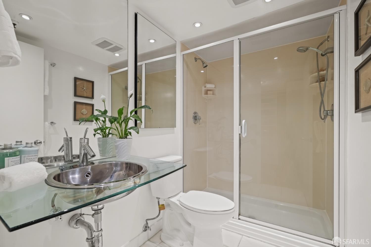 Detail Gallery Image 18 of 33 For 39 Boardman Pl #105,  San Francisco,  CA 94103 - 2 Beds | 2 Baths