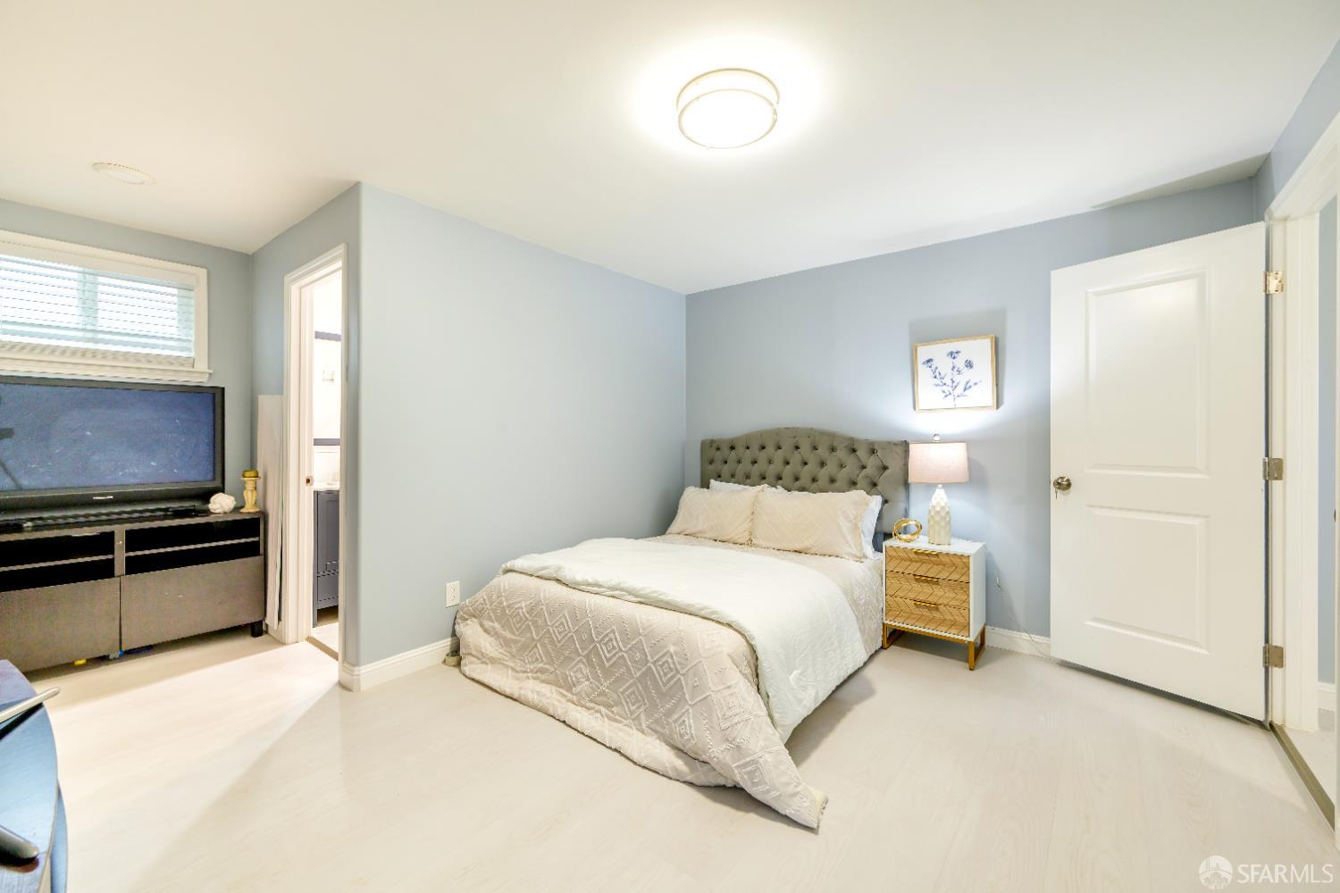 Detail Gallery Image 28 of 99 For 19652 Stanton Ave, Castro Valley,  CA 94546 - 6 Beds | 4 Baths