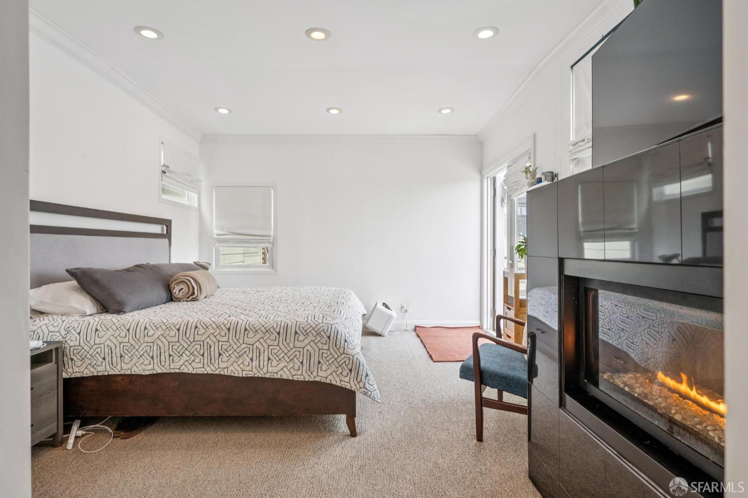 Detail Gallery Image 25 of 38 For 2922 Pine St, San Francisco,  CA 94115 - 2 Beds | 2 Baths