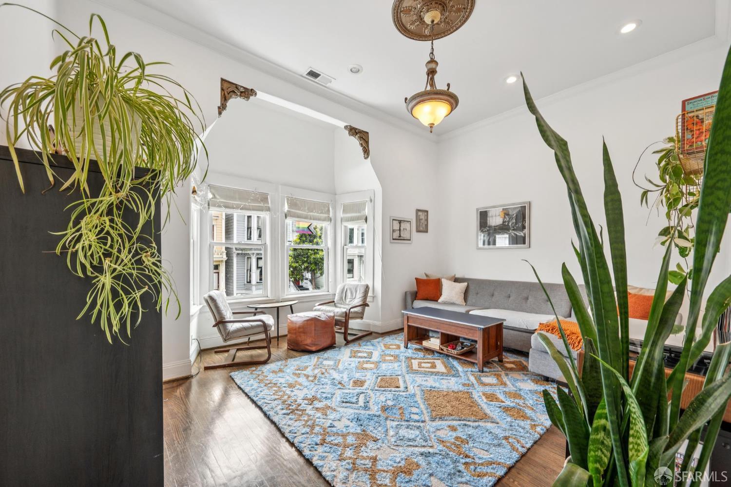 Detail Gallery Image 11 of 38 For 2922 Pine St, San Francisco,  CA 94115 - 2 Beds | 2 Baths