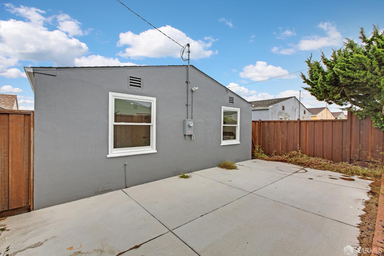 Detail Gallery Image 30 of 33 For 548 Skyline Dr, Daly City,  CA 94015 - 3 Beds | 2 Baths