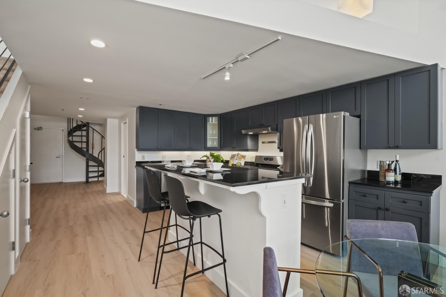 Detail Gallery Image 12 of 33 For 39 Boardman Pl #105,  San Francisco,  CA 94103 - 2 Beds | 2 Baths