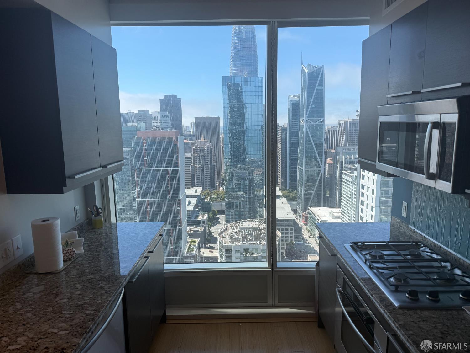Detail Gallery Image 5 of 18 For 425 1st St #4406,  San Francisco,  CA 94105 - 2 Beds | 2 Baths