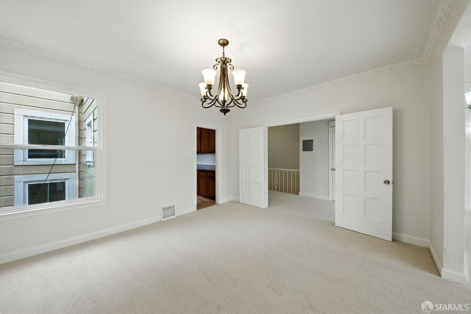 Detail Gallery Image 9 of 28 For 1720 Quesada Ave #1720,  San Francisco,  CA 94124 - 2 Beds | 1/1 Baths