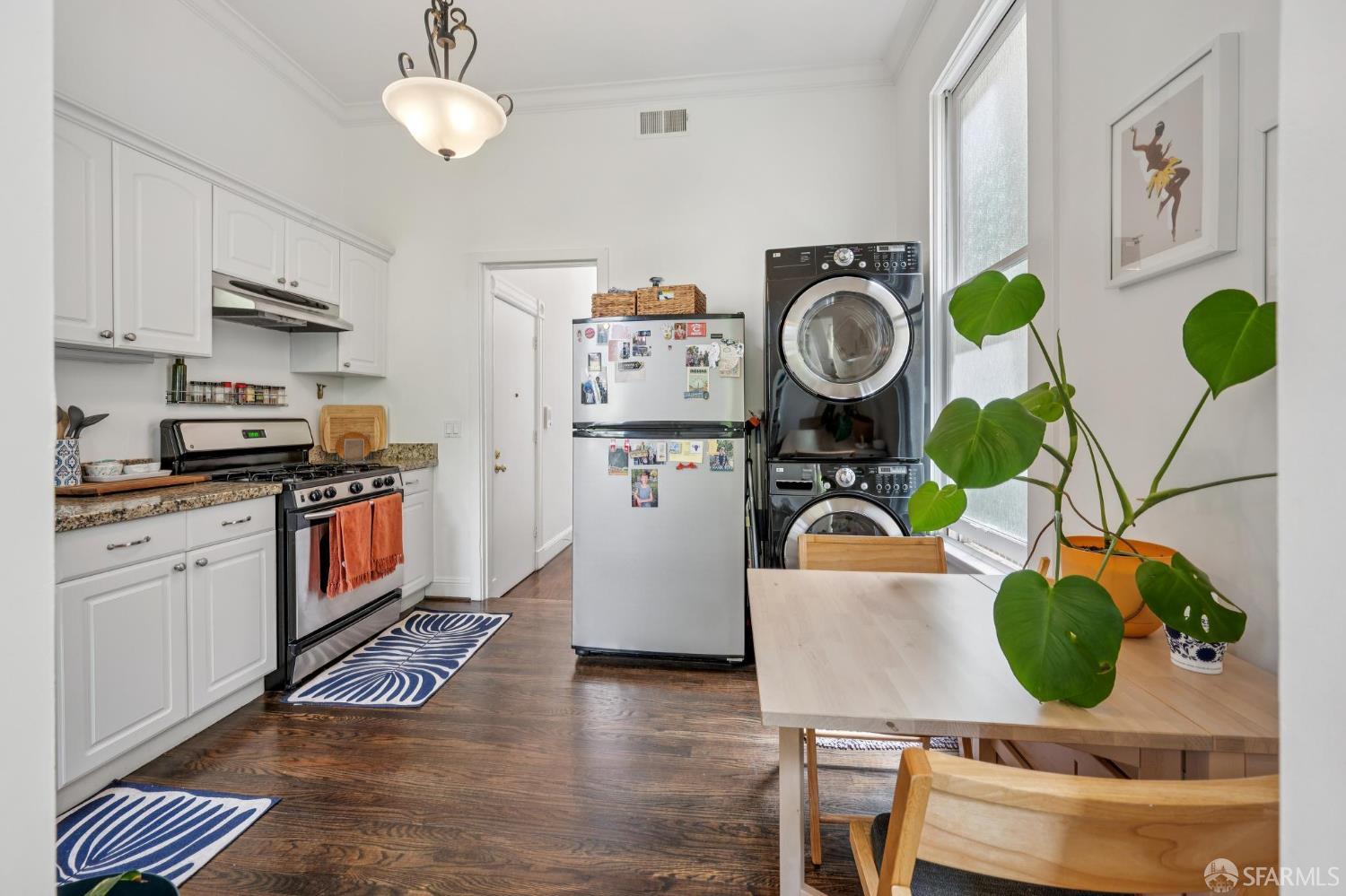 Detail Gallery Image 15 of 38 For 2922 Pine St, San Francisco,  CA 94115 - 2 Beds | 2 Baths