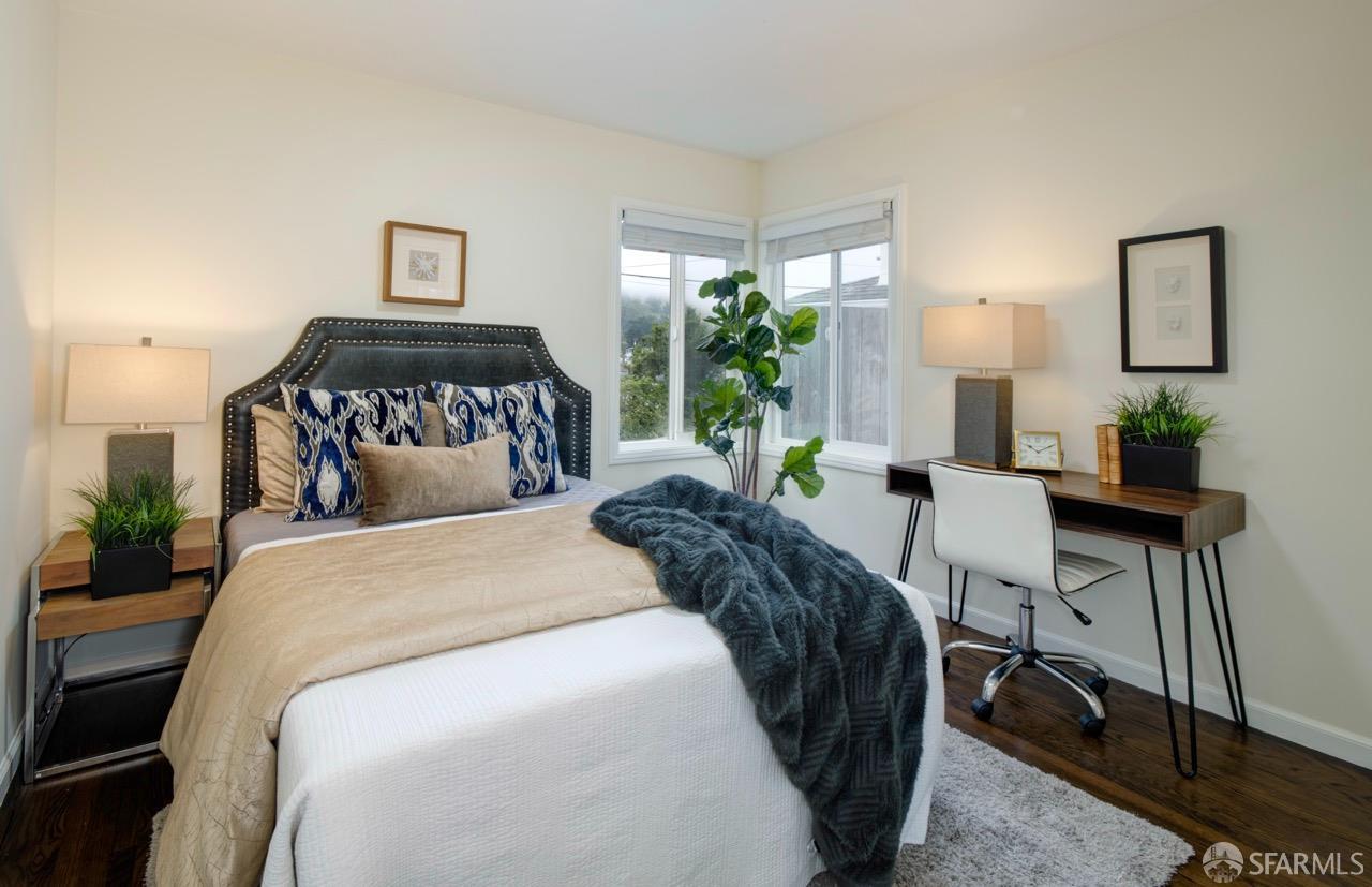 Detail Gallery Image 10 of 17 For 636 Edgemar Ave, Pacifica,  CA 94044 - 3 Beds | 1/1 Baths