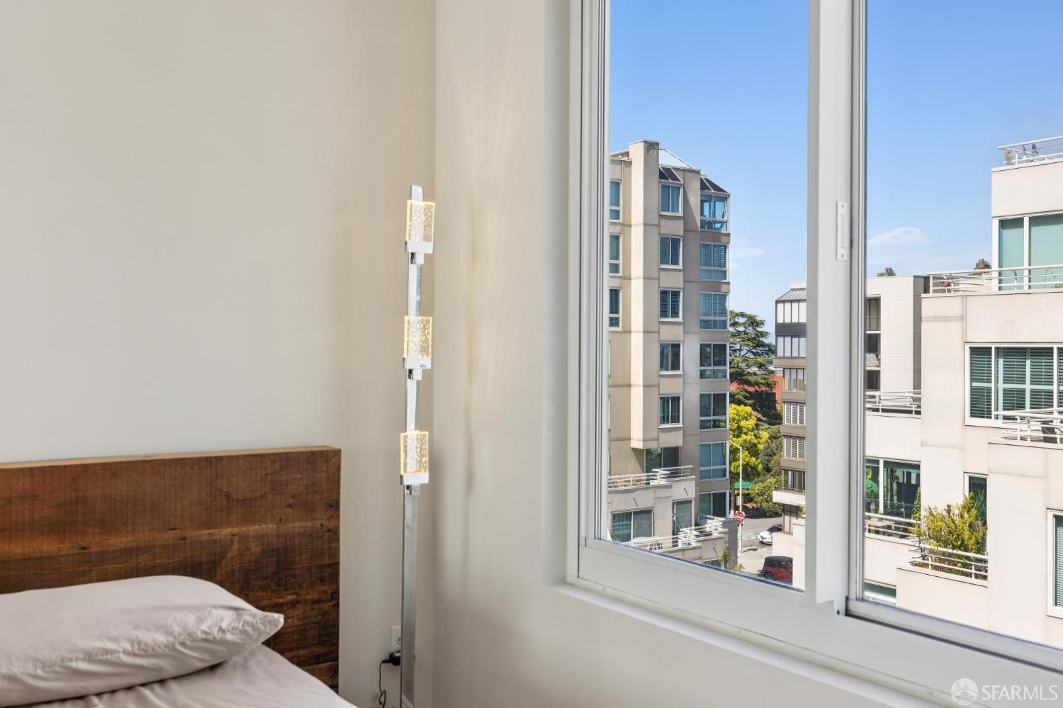 Photo #6: 425053273 Listing 
