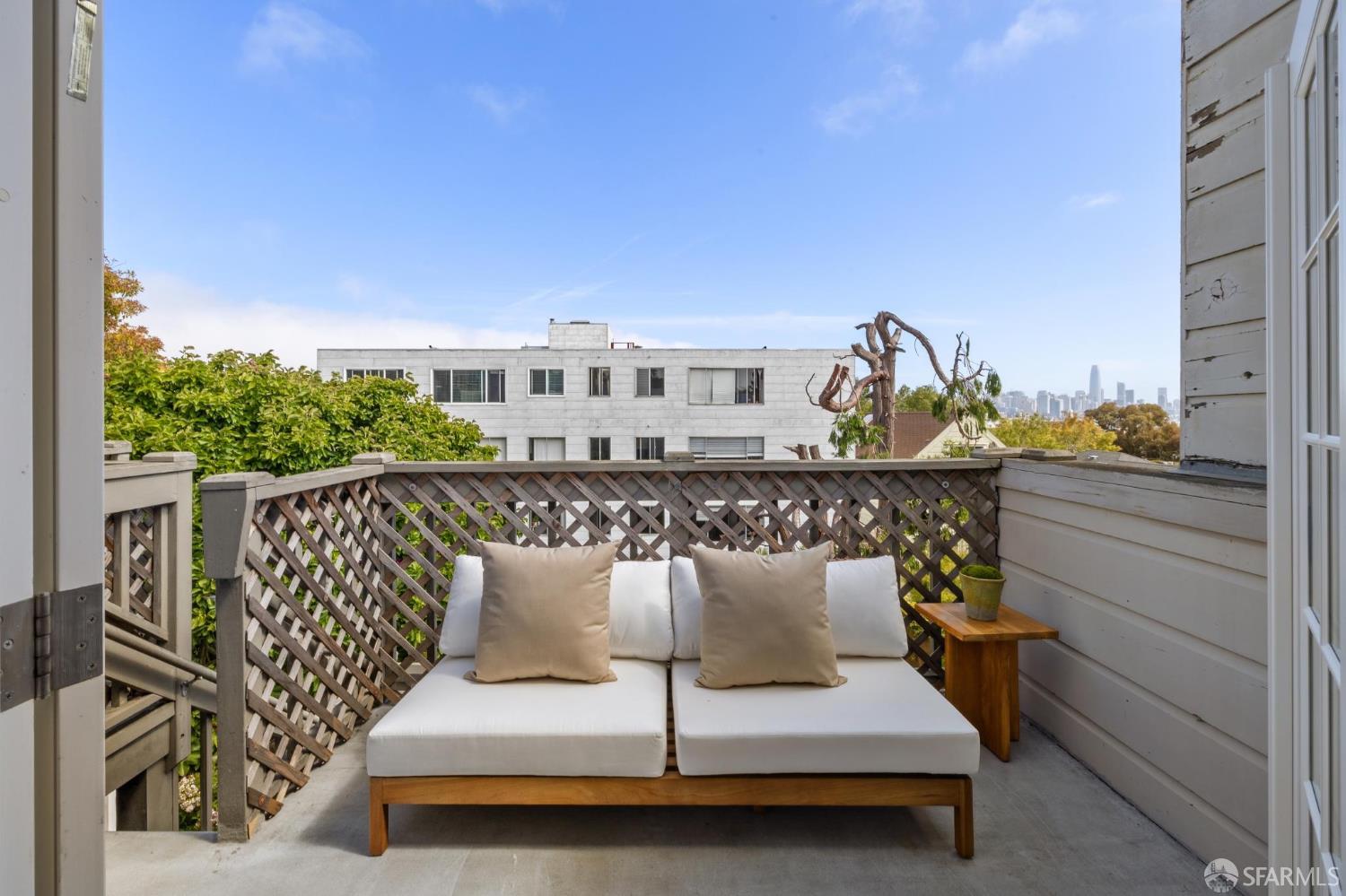 Detail Gallery Image 8 of 27 For 3364 21st St, San Francisco,  CA 94110 - – Beds | – Baths