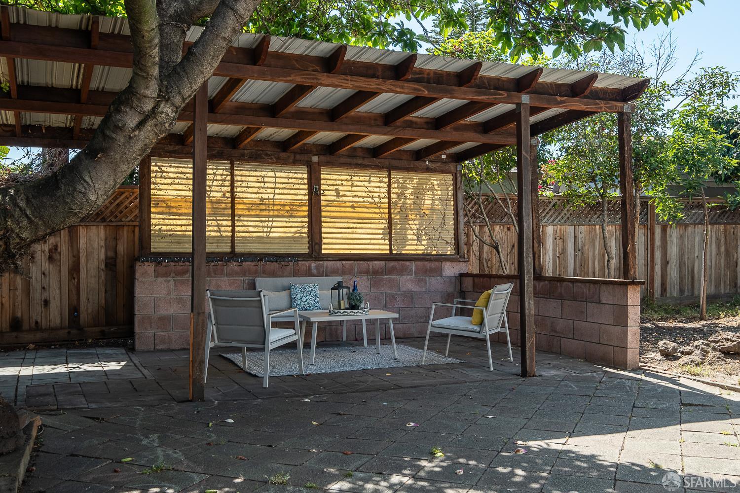 Detail Gallery Image 37 of 43 For 1933 Wayne Ave, San Leandro,  CA 94577 - 3 Beds | 2 Baths
