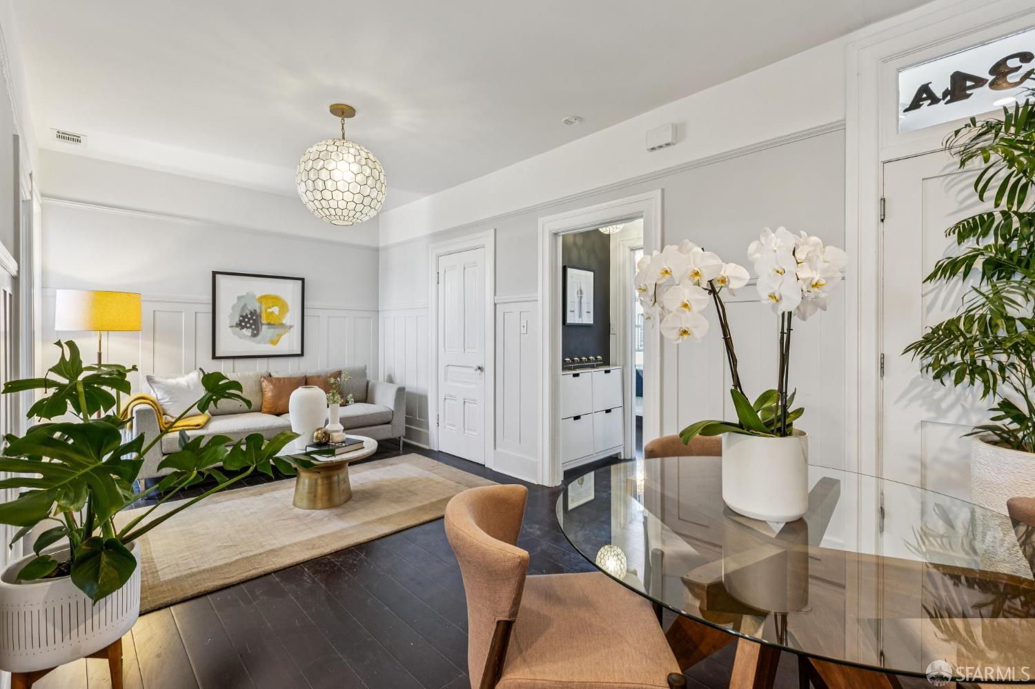 Photo #3: 425053053 Listing 