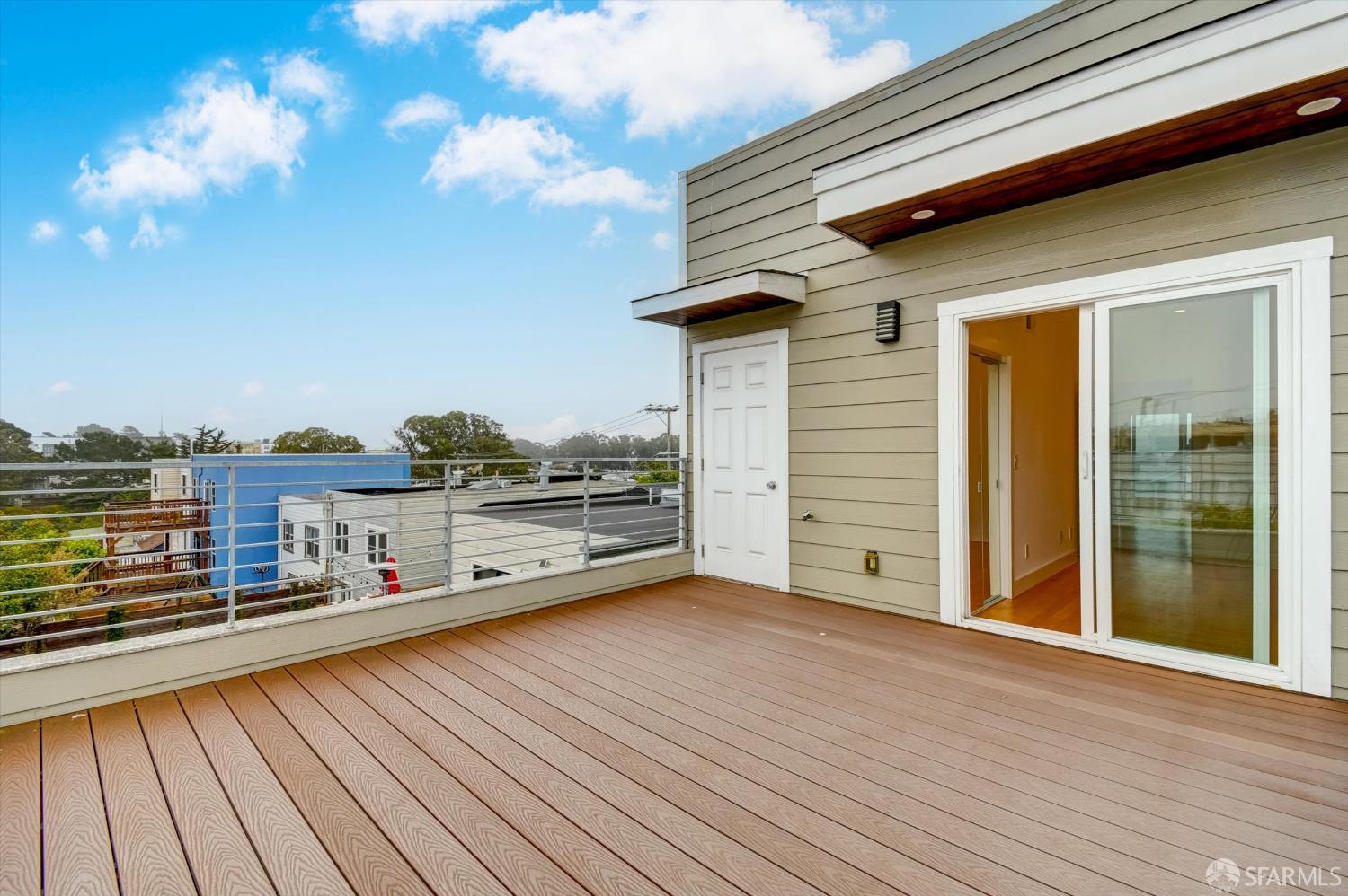 Detail Gallery Image 52 of 58 For 62 Vernon St, San Francisco,  CA 94132 - 7 Beds | 5/1 Baths