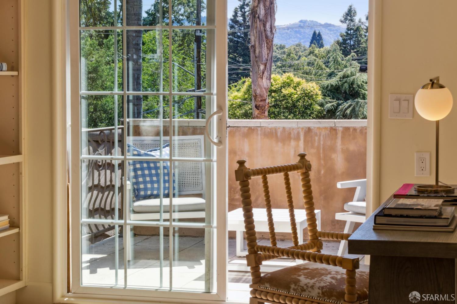 Detail Gallery Image 20 of 28 For 107 Verde Mesa Dr, Danville,  CA 94526 - 5 Beds | 4/1 Baths
