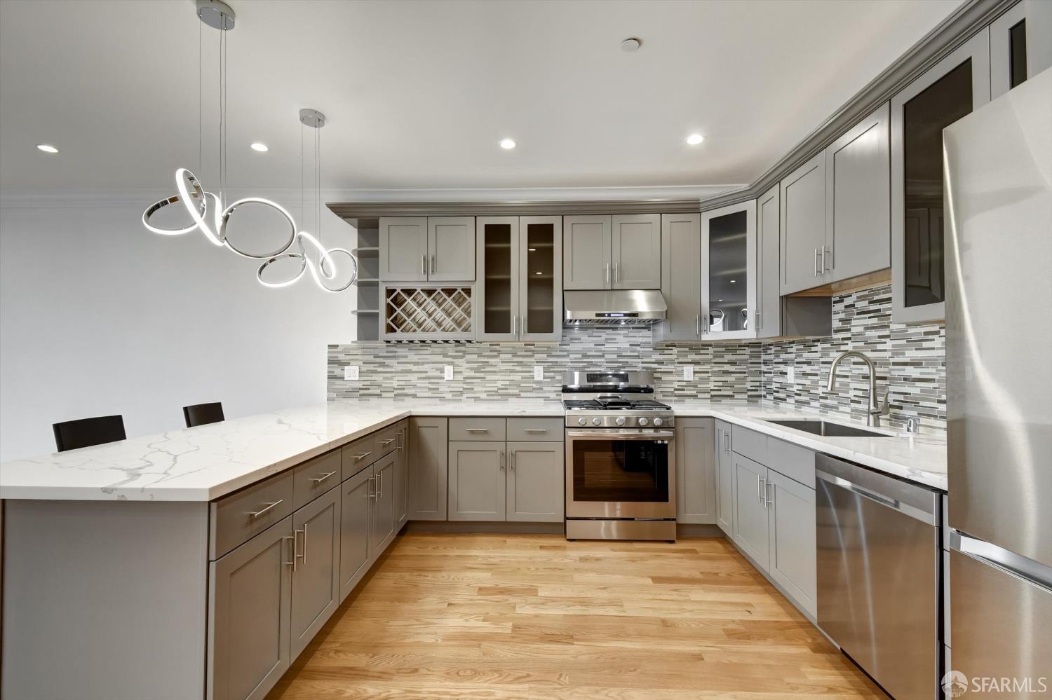 Detail Gallery Image 25 of 58 For 62 Vernon St, San Francisco,  CA 94132 - 7 Beds | 5/1 Baths