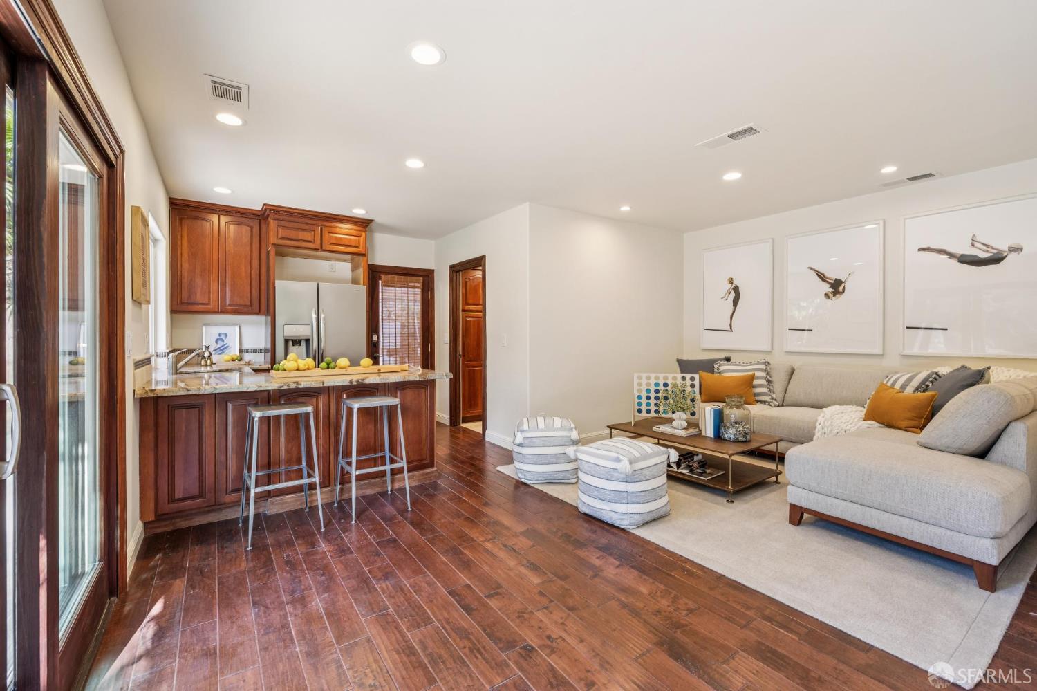 Detail Gallery Image 14 of 28 For 107 Verde Mesa Dr, Danville,  CA 94526 - 5 Beds | 4/1 Baths
