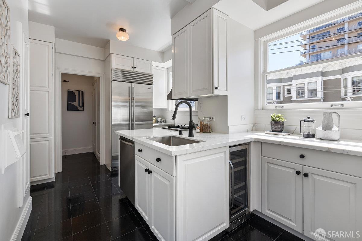 Detail Gallery Image 17 of 41 For 1998 Vallejo St #2,  San Francisco,  CA 94123 - 3 Beds | 2 Baths