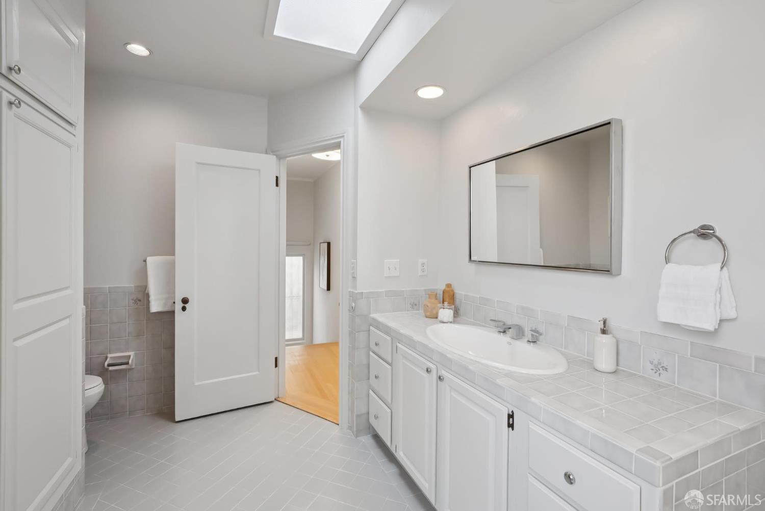 Detail Gallery Image 31 of 75 For 1867 15th Ave, San Francisco,  CA 94122 - 3 Beds | 2 Baths