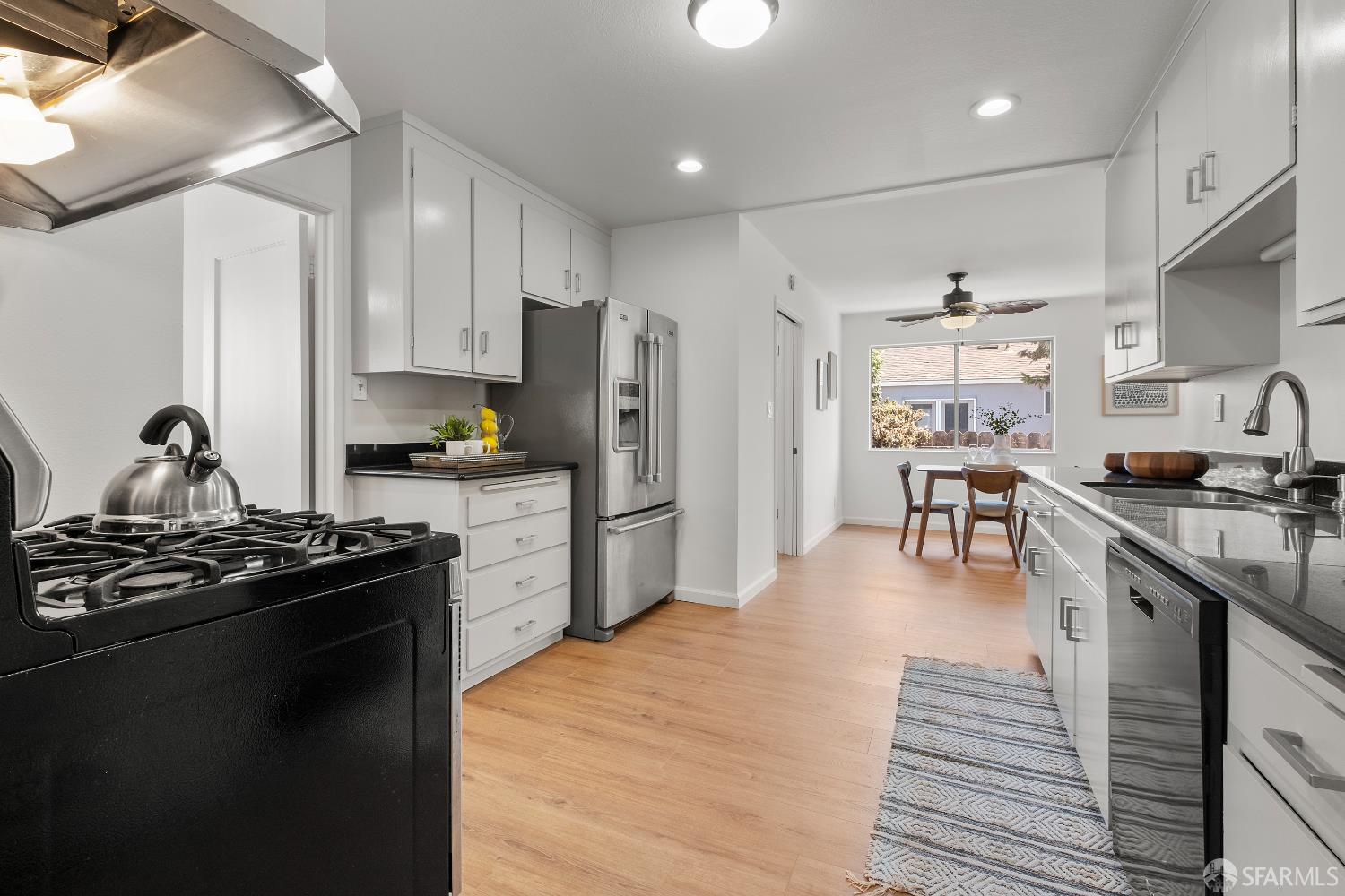 Detail Gallery Image 21 of 43 For 1933 Wayne Ave, San Leandro,  CA 94577 - 3 Beds | 2 Baths