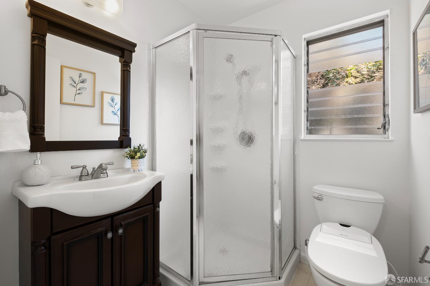 Detail Gallery Image 32 of 43 For 1933 Wayne Ave, San Leandro,  CA 94577 - 3 Beds | 2 Baths