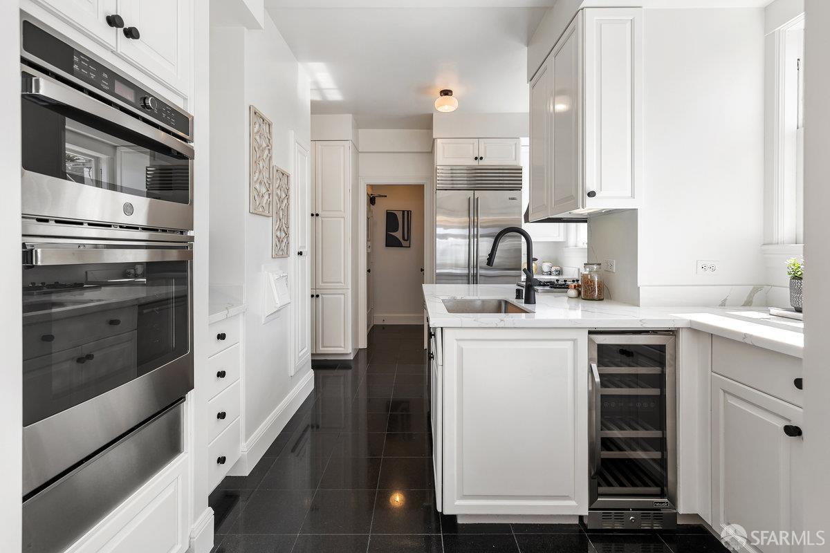 Detail Gallery Image 18 of 41 For 1998 Vallejo St #2,  San Francisco,  CA 94123 - 3 Beds | 2 Baths
