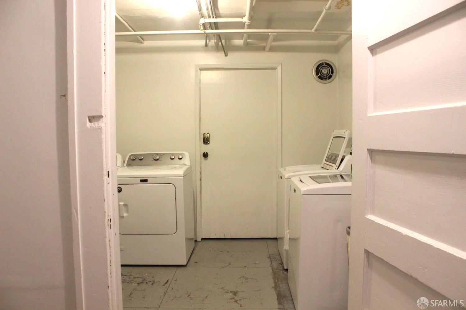 Photo #17: 425052906 Listing: Photo #17