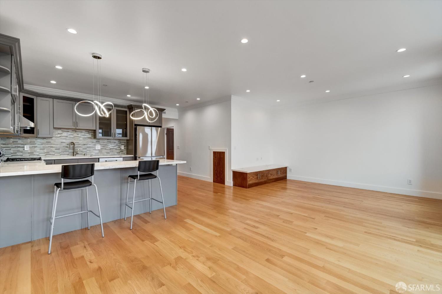 Detail Gallery Image 31 of 58 For 62 Vernon St, San Francisco,  CA 94132 - 7 Beds | 5/1 Baths