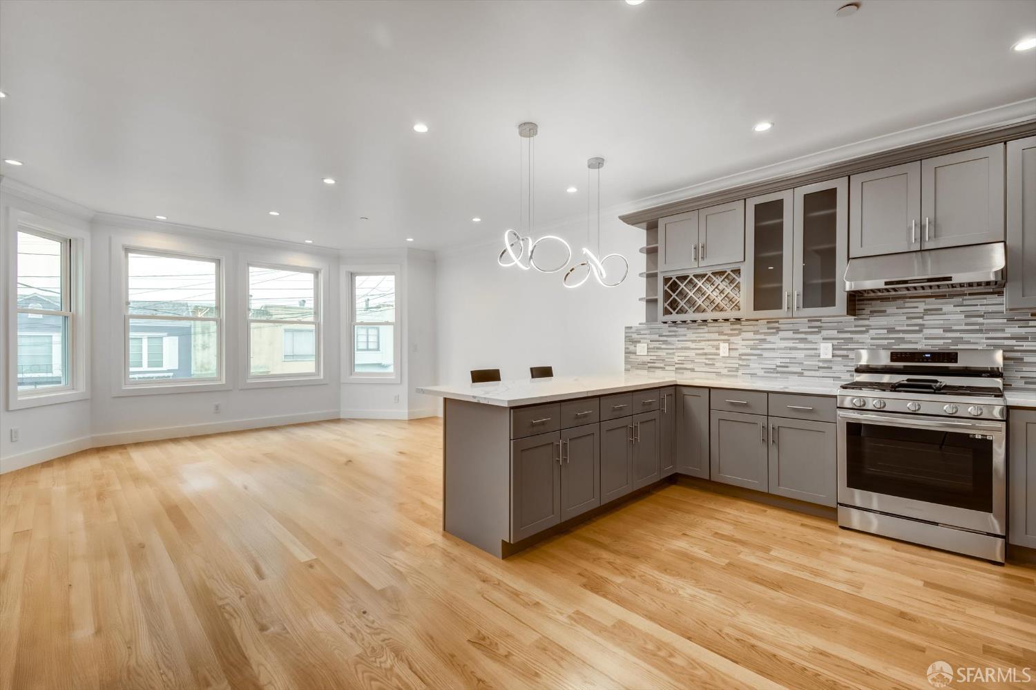 Detail Gallery Image 24 of 58 For 62 Vernon St, San Francisco,  CA 94132 - 7 Beds | 5/1 Baths