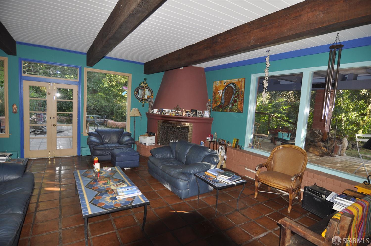 Detail Gallery Image 4 of 23 For 10 Joaquin Rd, Portola Valley,  CA 94028 - 5 Beds | 3/1 Baths
