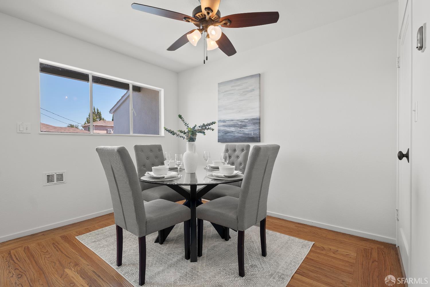 Detail Gallery Image 9 of 43 For 1933 Wayne Ave, San Leandro,  CA 94577 - 3 Beds | 2 Baths