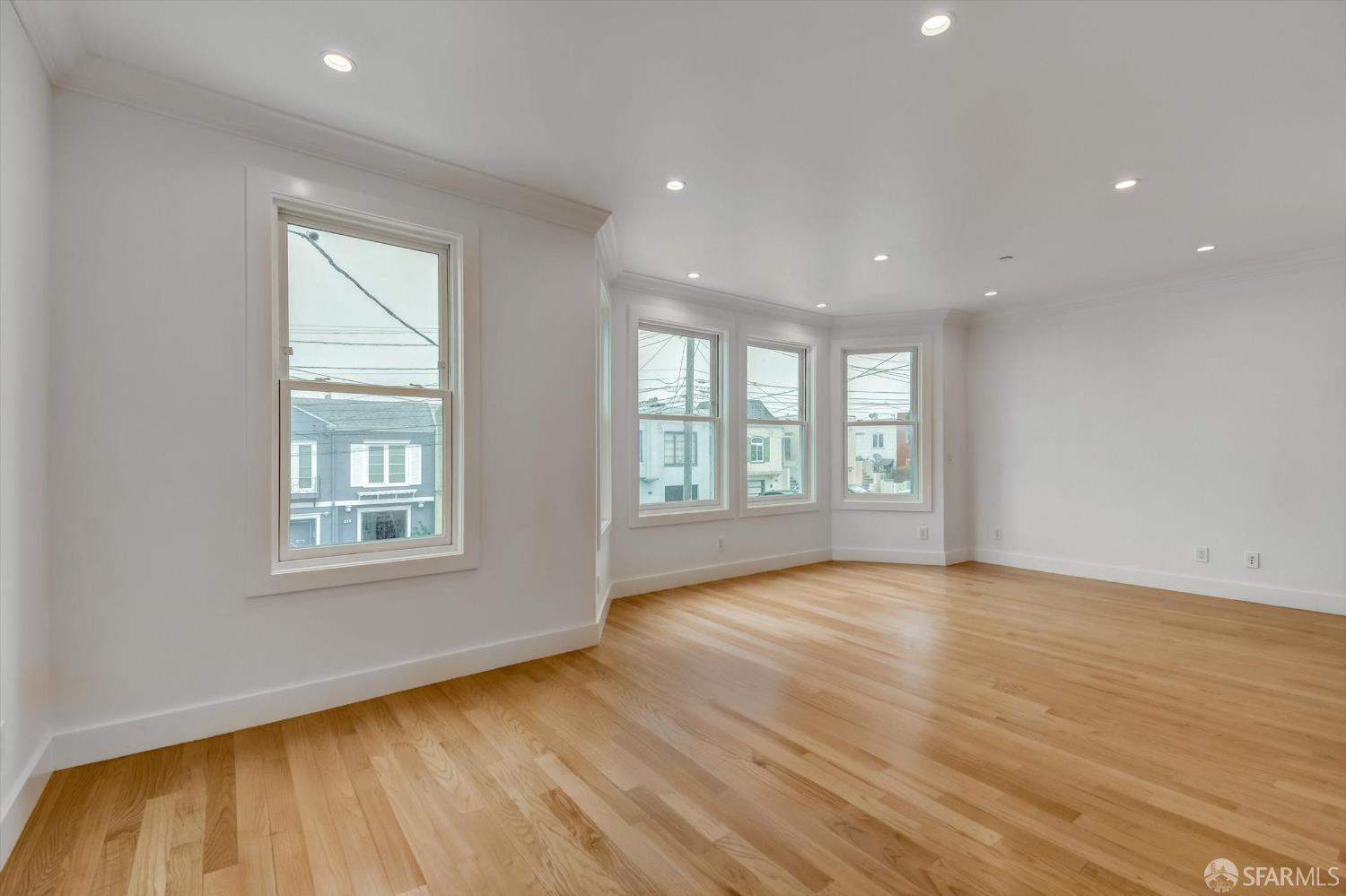 Detail Gallery Image 29 of 58 For 62 Vernon St, San Francisco,  CA 94132 - 7 Beds | 5/1 Baths