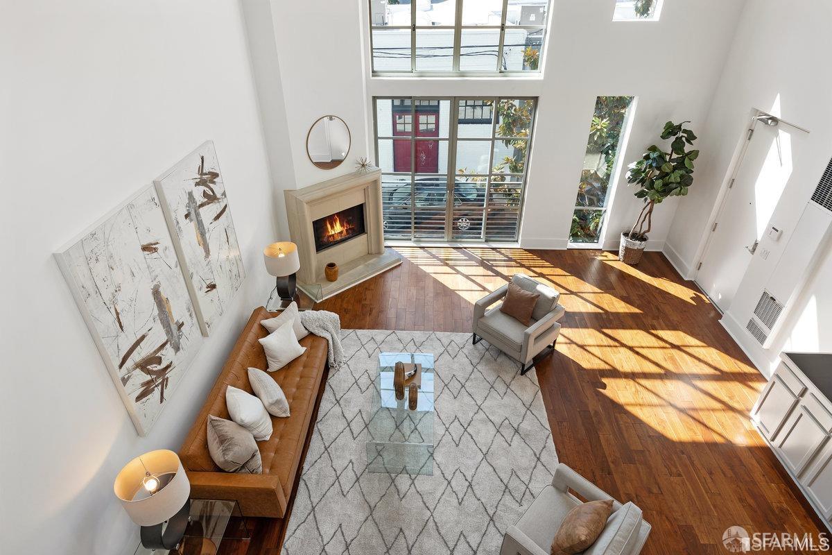Detail Gallery Image 4 of 31 For 15 Lucerne St #B,  San Francisco,  CA 94103 - 2 Beds | 2/1 Baths