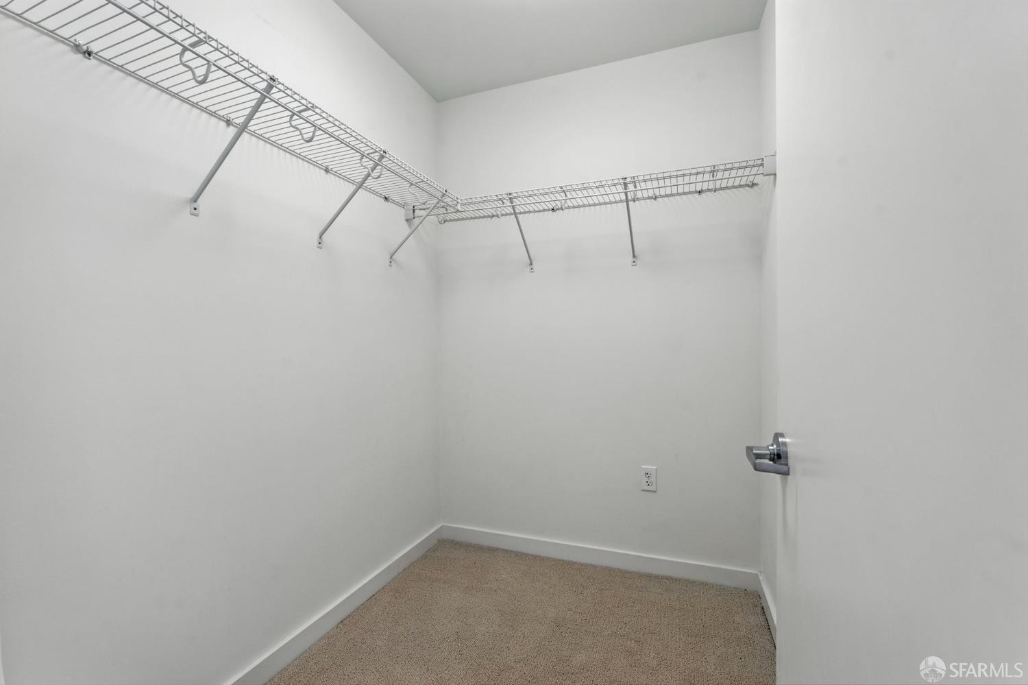 Photo #20: 425038286 Listing: Photo #20