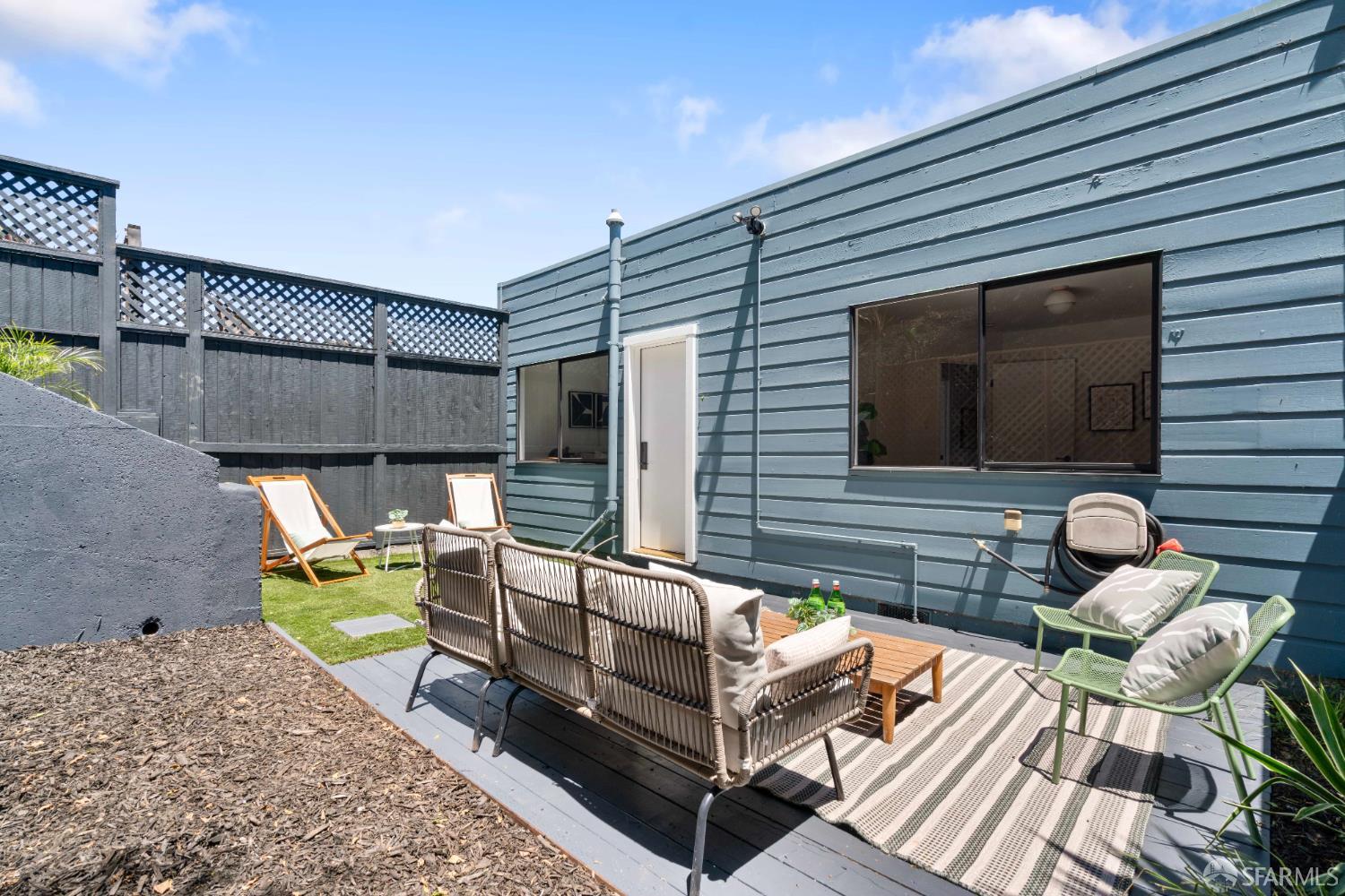 Detail Gallery Image 37 of 59 For 232 Holladay Ave, San Francisco,  CA 94110 - 3 Beds | 2 Baths
