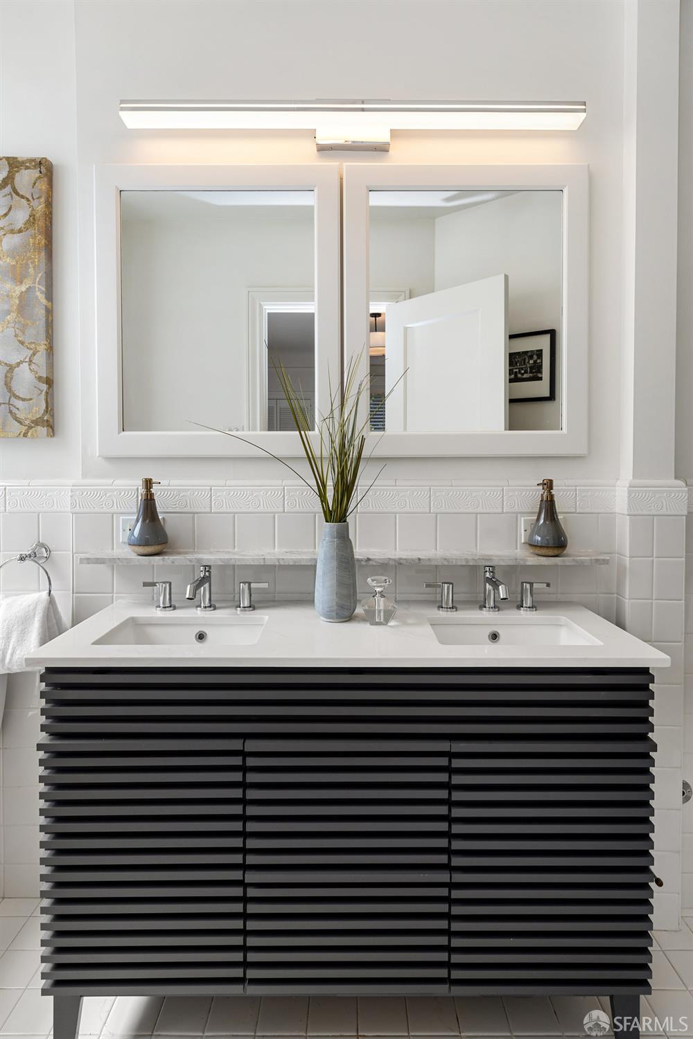 Detail Gallery Image 28 of 41 For 1998 Vallejo St #2,  San Francisco,  CA 94123 - 3 Beds | 2 Baths