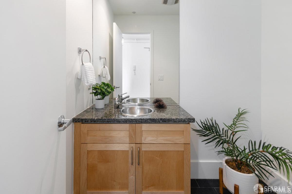 Detail Gallery Image 15 of 31 For 15 Lucerne St #B,  San Francisco,  CA 94103 - 2 Beds | 2/1 Baths