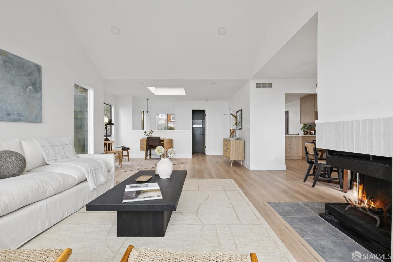 Photo #19: 425052482 Listing: Photo #19