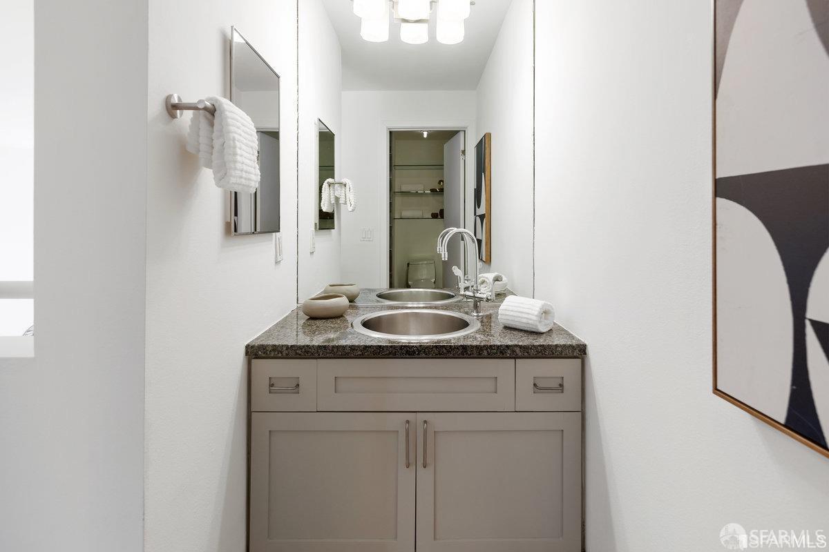 Detail Gallery Image 14 of 31 For 15 Lucerne St #B,  San Francisco,  CA 94103 - 2 Beds | 2/1 Baths