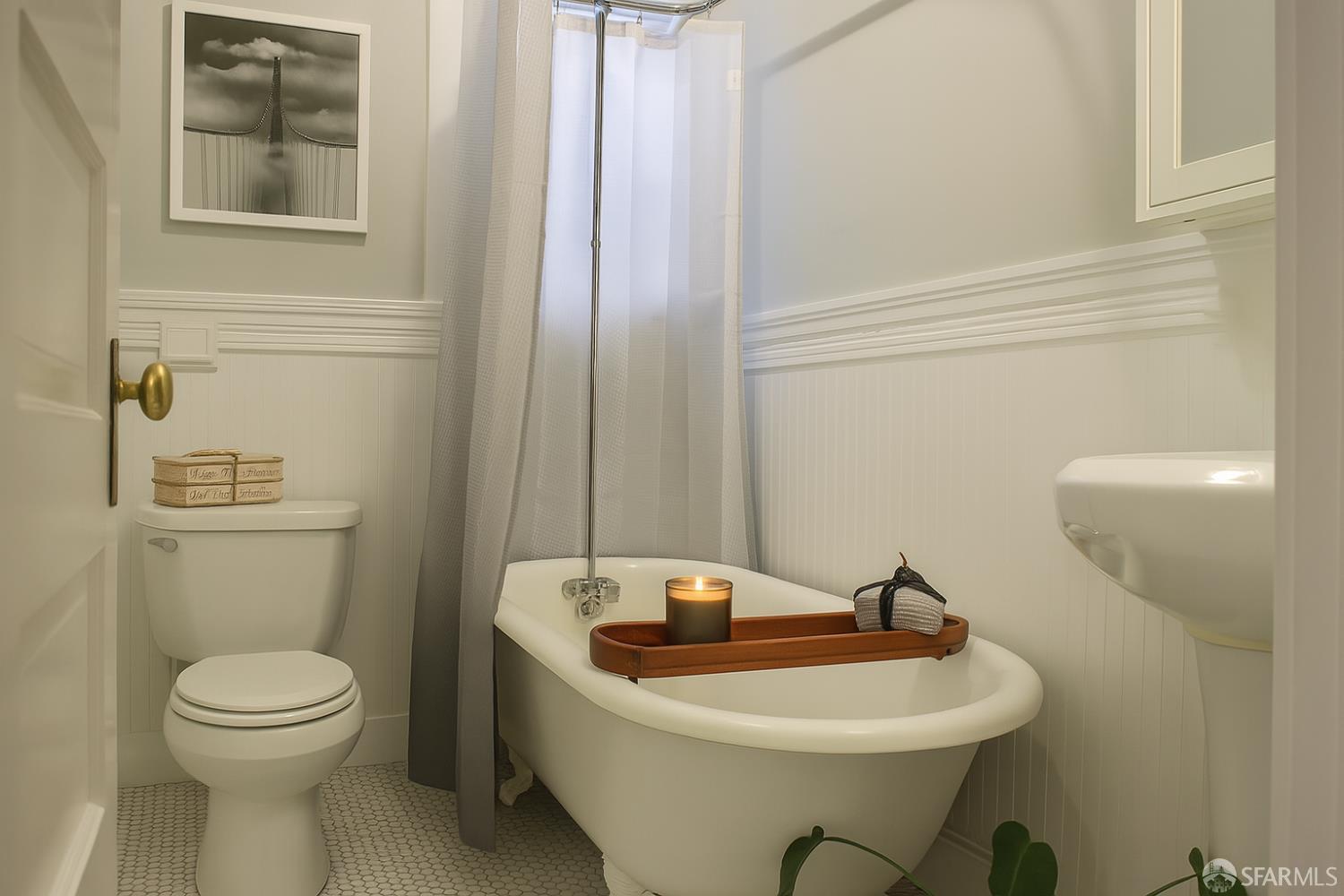Photo #6: 425052906 Listing 